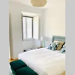 Estrela 21- Home With Private Pool